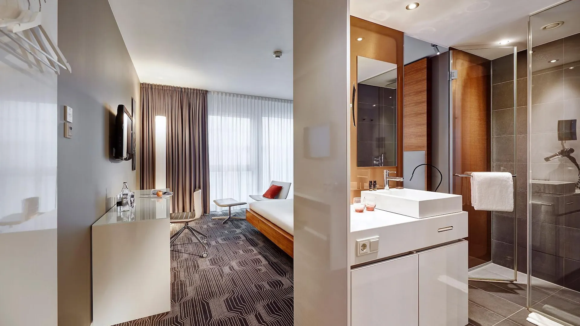 Legere Hotel Luxembourg Schuttrange 4*,